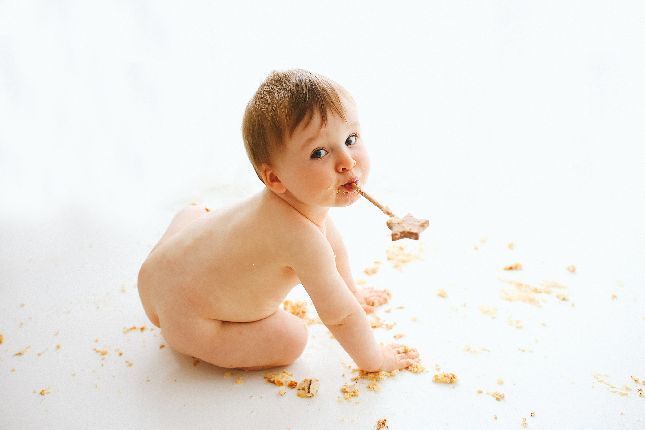 Cake smash photographer Ellesmere Port Cheshire — first birthday photography